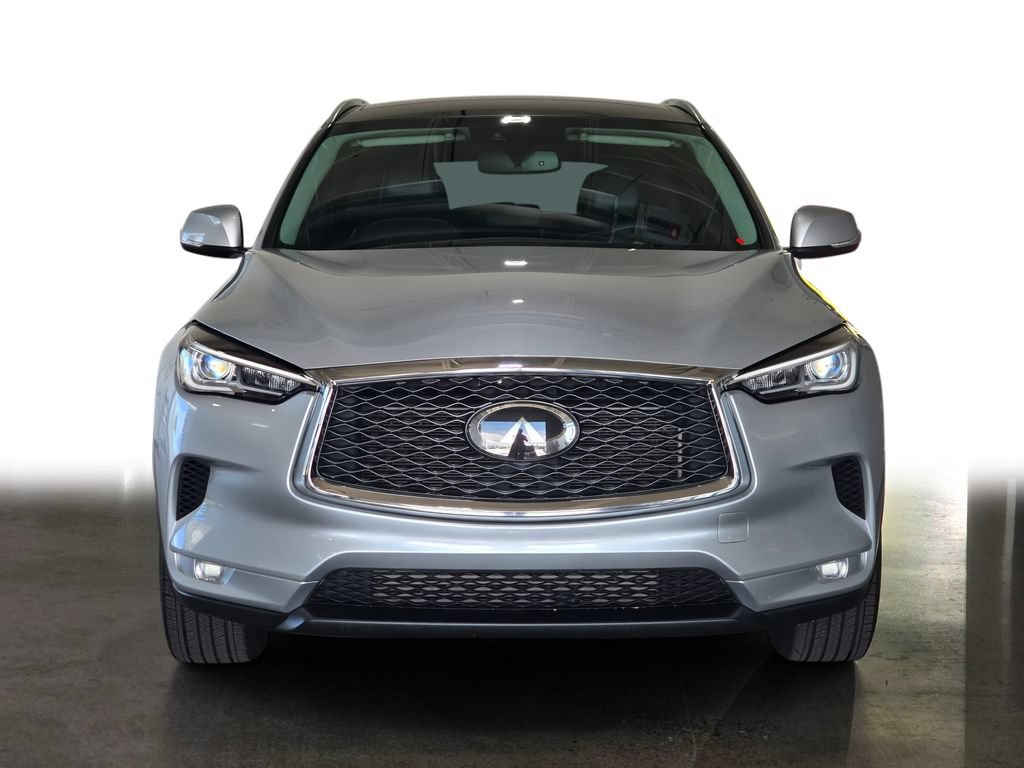 Used 2019 INFINITI QX50 Luxe w/ Navigation Package AWD/4WD image 2