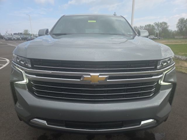 Used 2023 Chevrolet Tahoe LT w/ LT Signature Plus Package AWD/4WD image 3