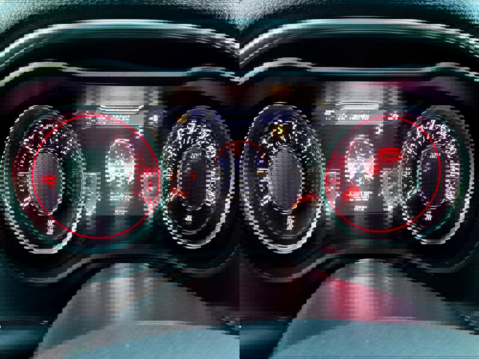 Used 2015 Dodge Challenger R/T w/ Quick Order Package 22B R/T image 25