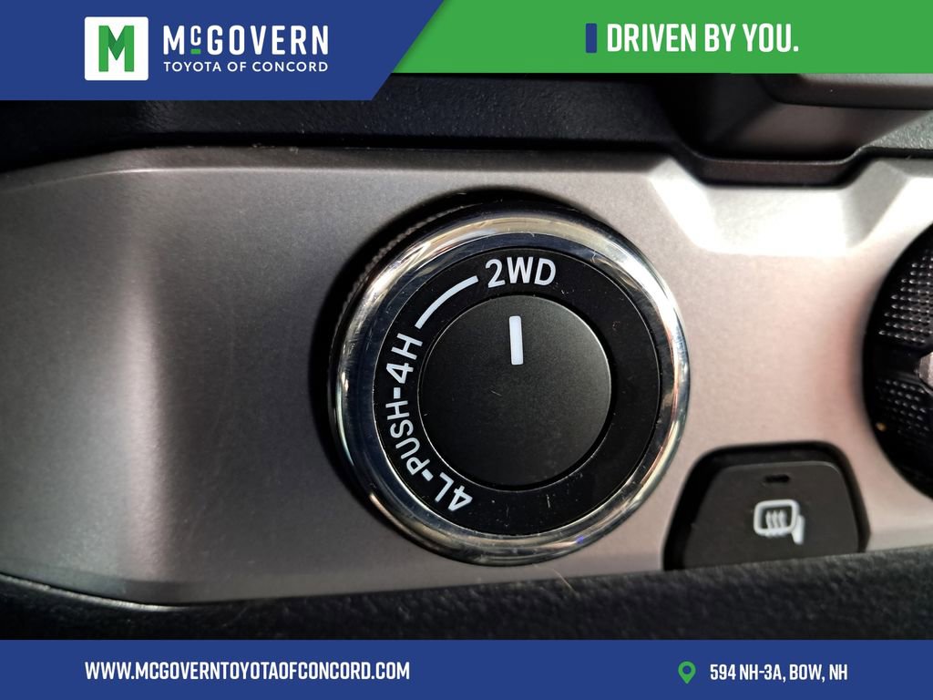 Used 2022 Toyota Tacoma SR5 AWD/4WD image 33