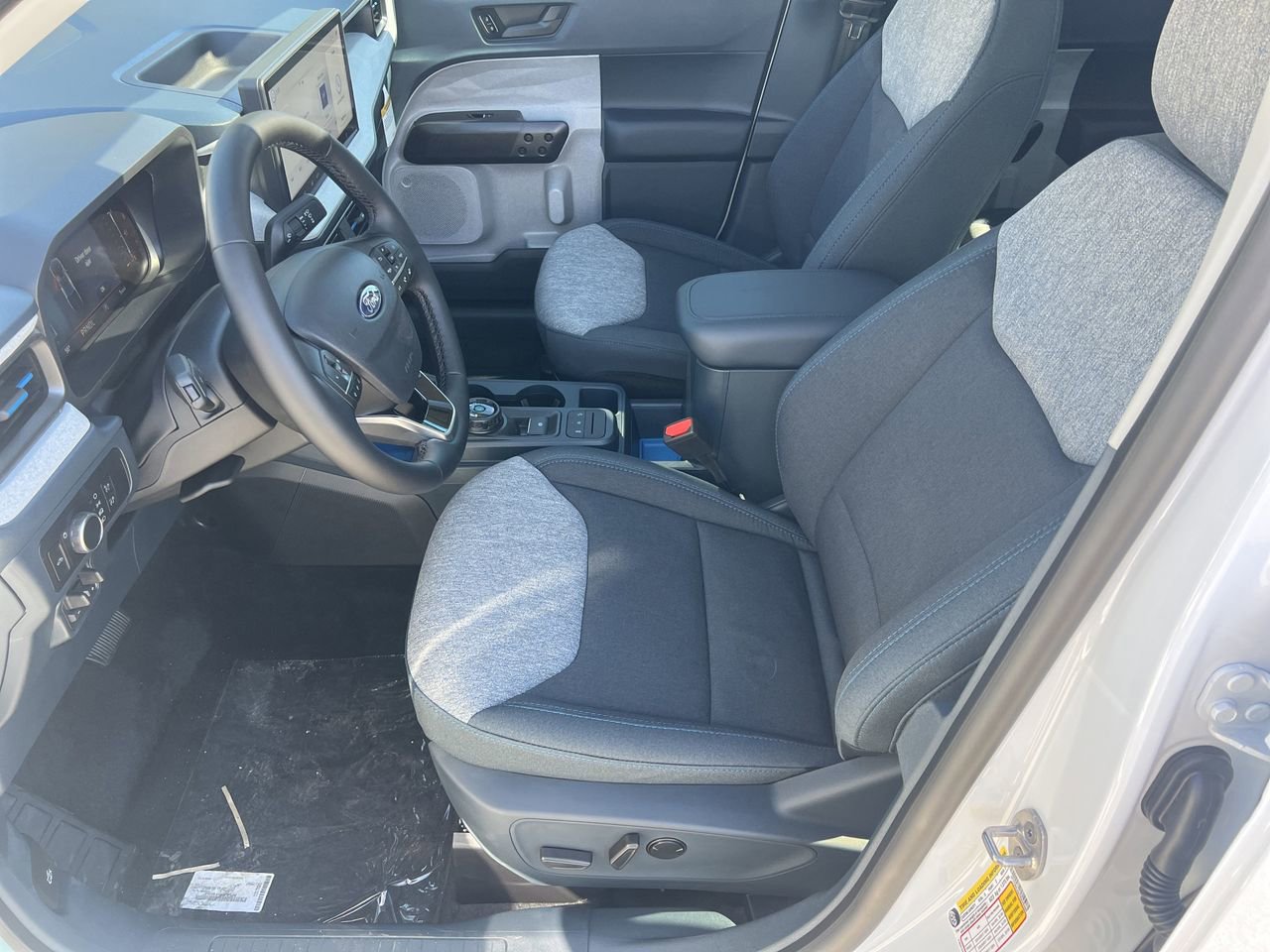 New 2026 Ford Maverick XLT w/ XLT Luxury Package image 16