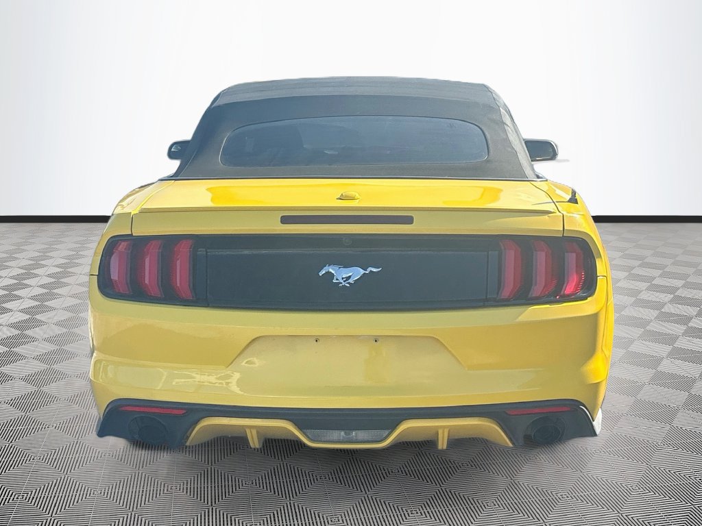 Used 2016 Ford Mustang Premium RWD image 7