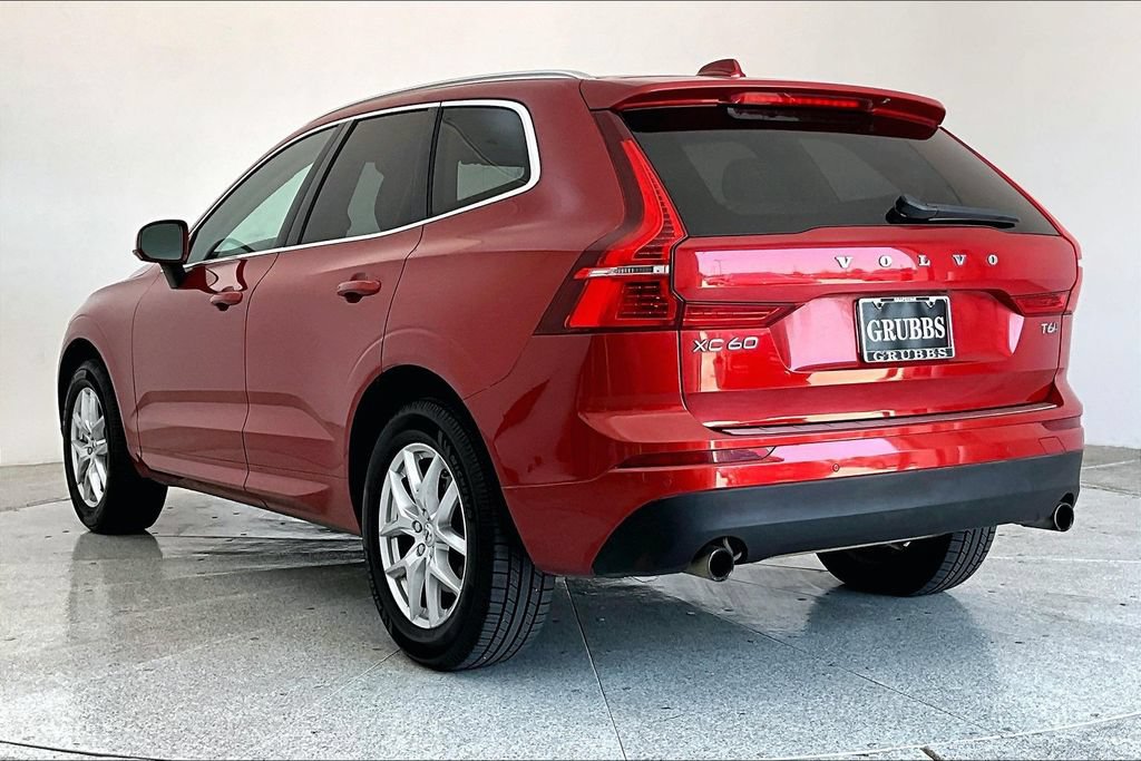 Used 2021 Volvo XC60 T6 Momentum AWD/4WD image 15