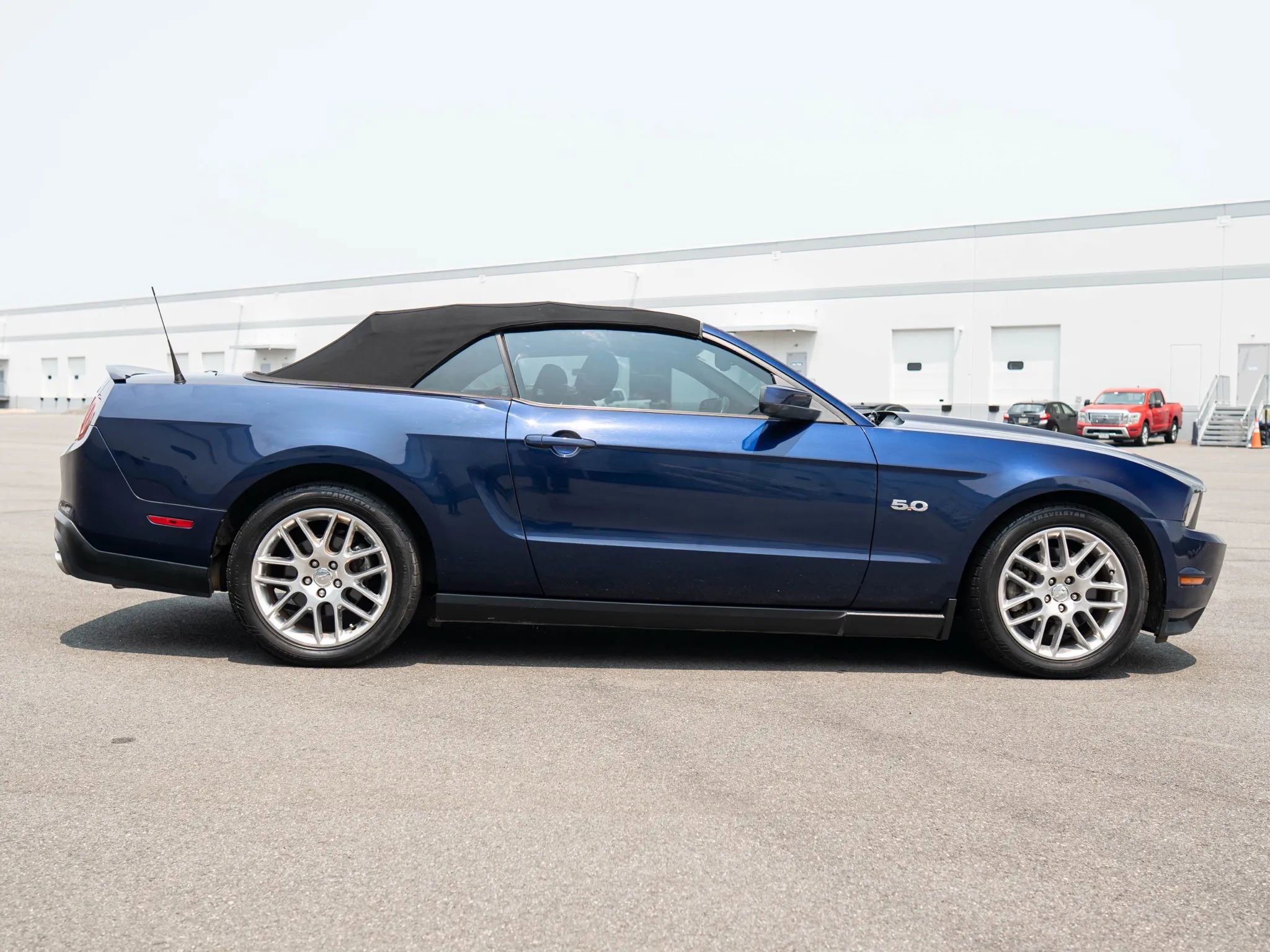 Used 2012 Ford Mustang GT Premium image 7