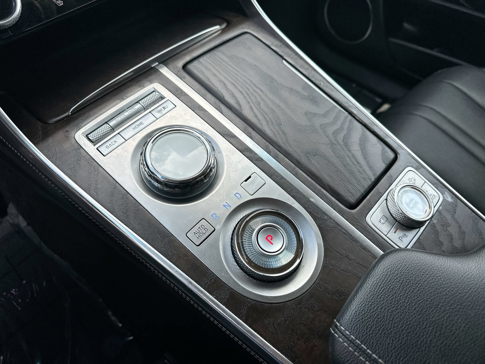 Used 2024 Genesis GV80 2.5T AWD/4WD image 20