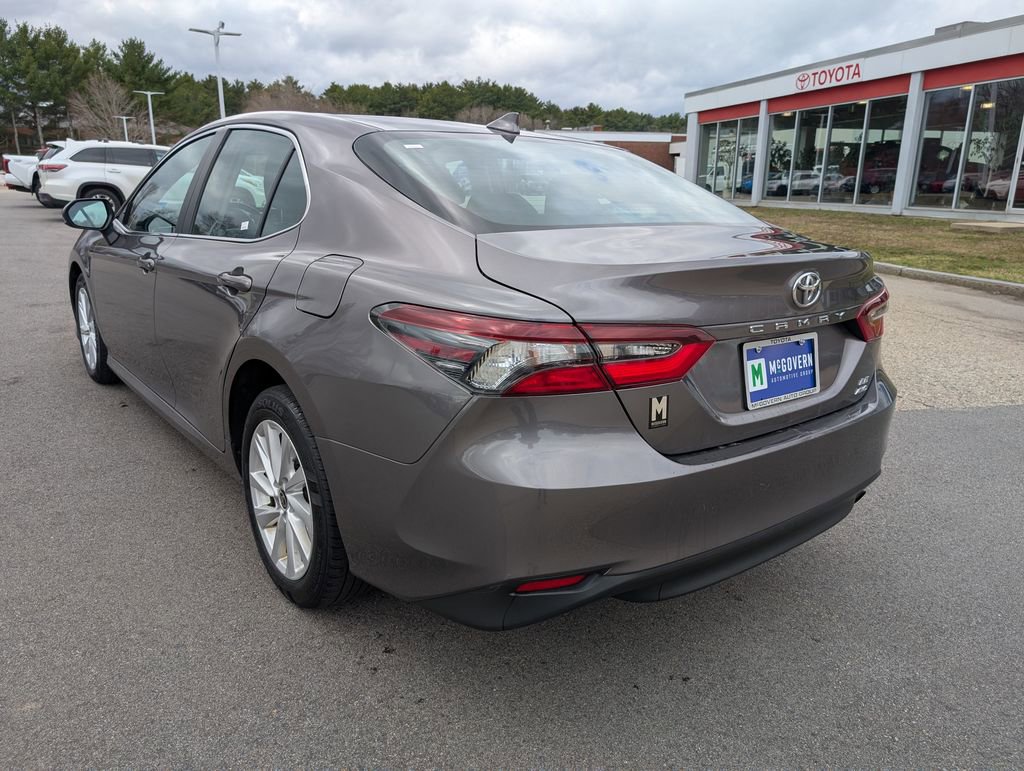 Used 2023 Toyota Camry LE AWD/4WD image 3