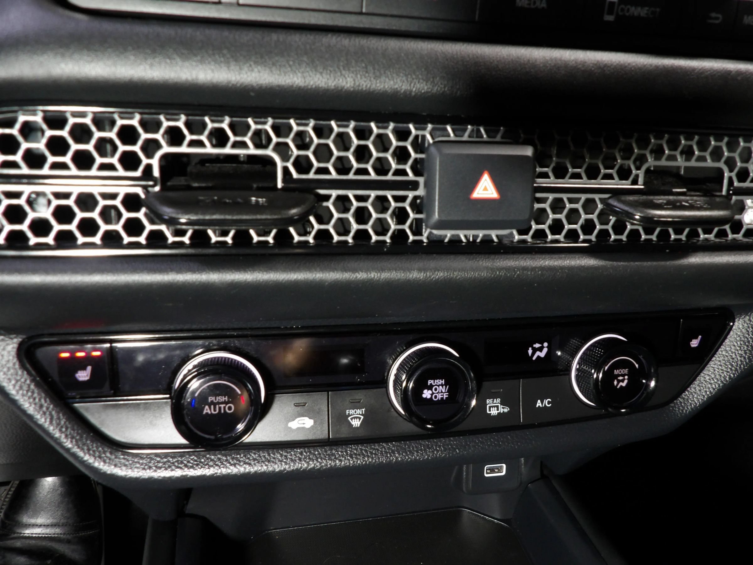 Used 2024 Honda HR-V Sport image 14