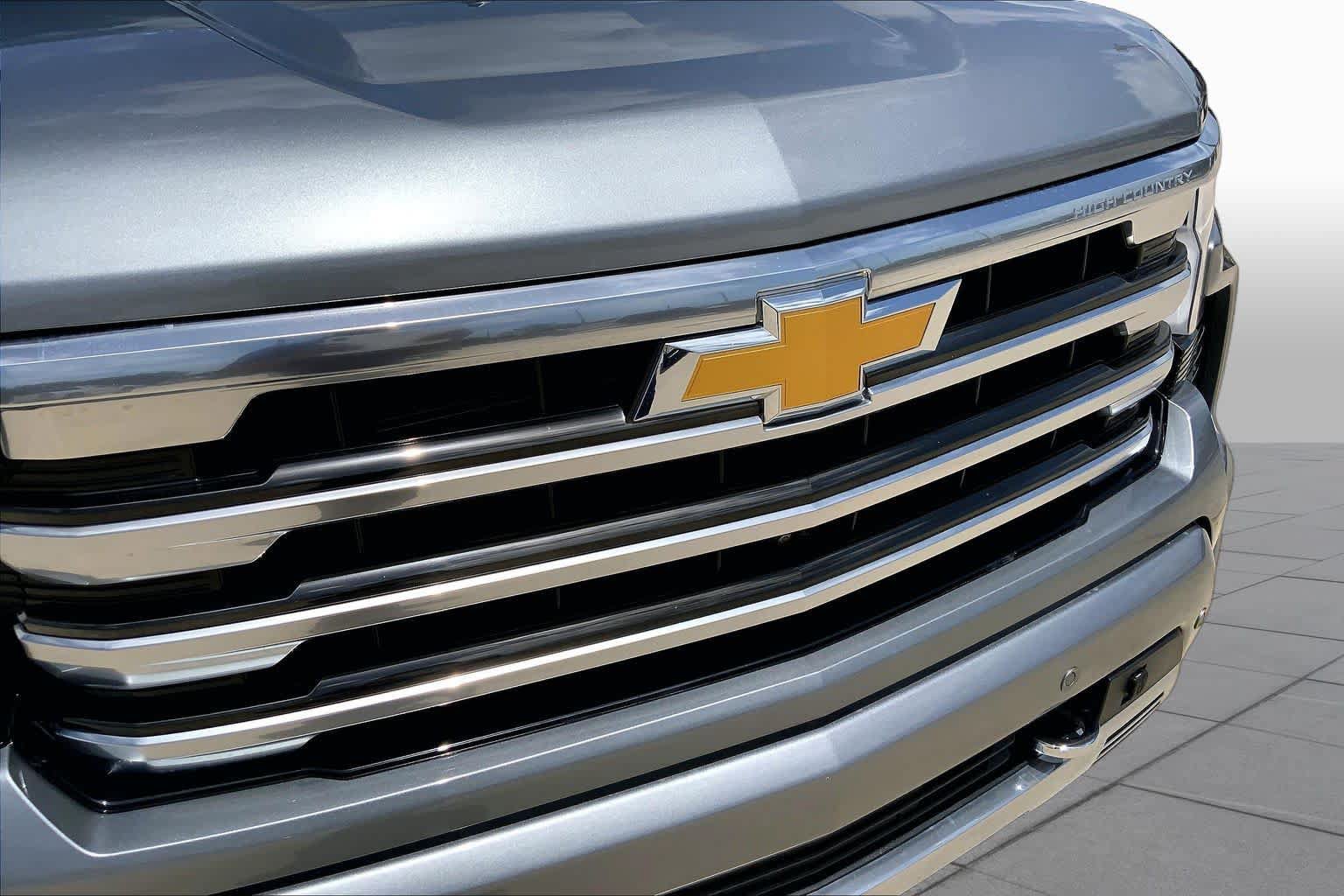 Certified 2023 Chevrolet Silverado 1500 High Country w/ High Country Premium Package AWD/4WD image 30