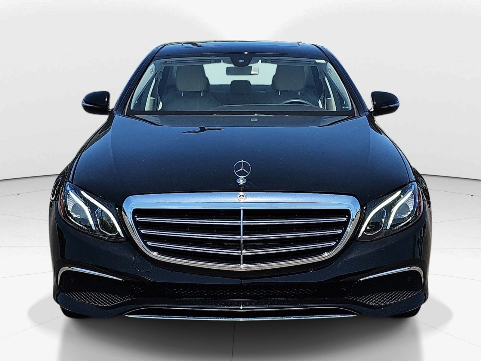 Used 2017 Mercedes-Benz E 300 image 8