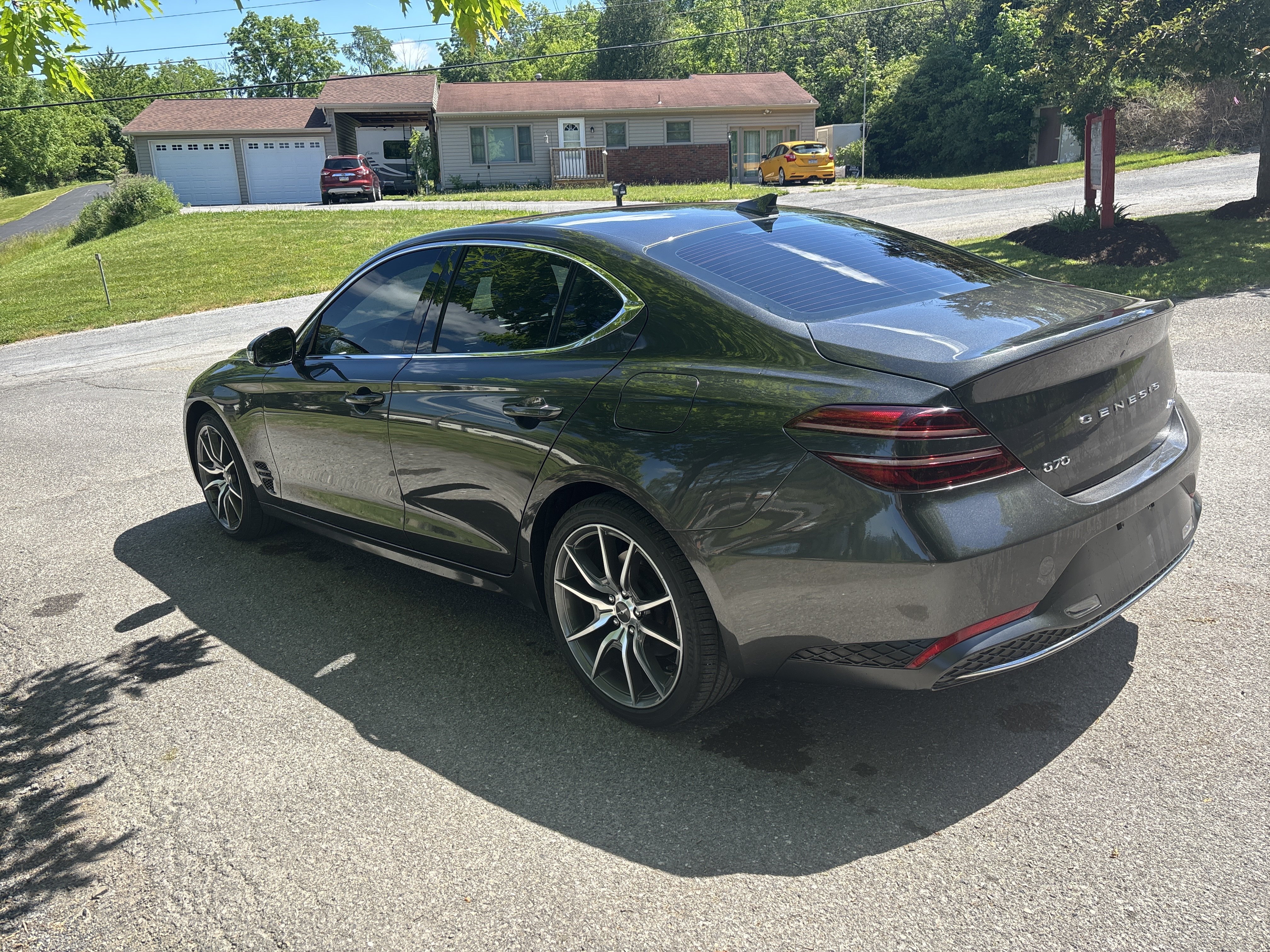 Used 2023 Genesis G70 2.0T AWD/4WD image 6