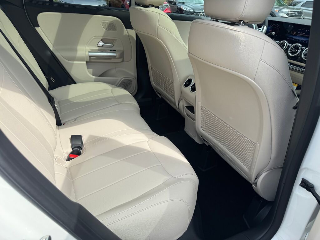 New 2026 Mercedes-Benz GLA 250 4MATIC image 19