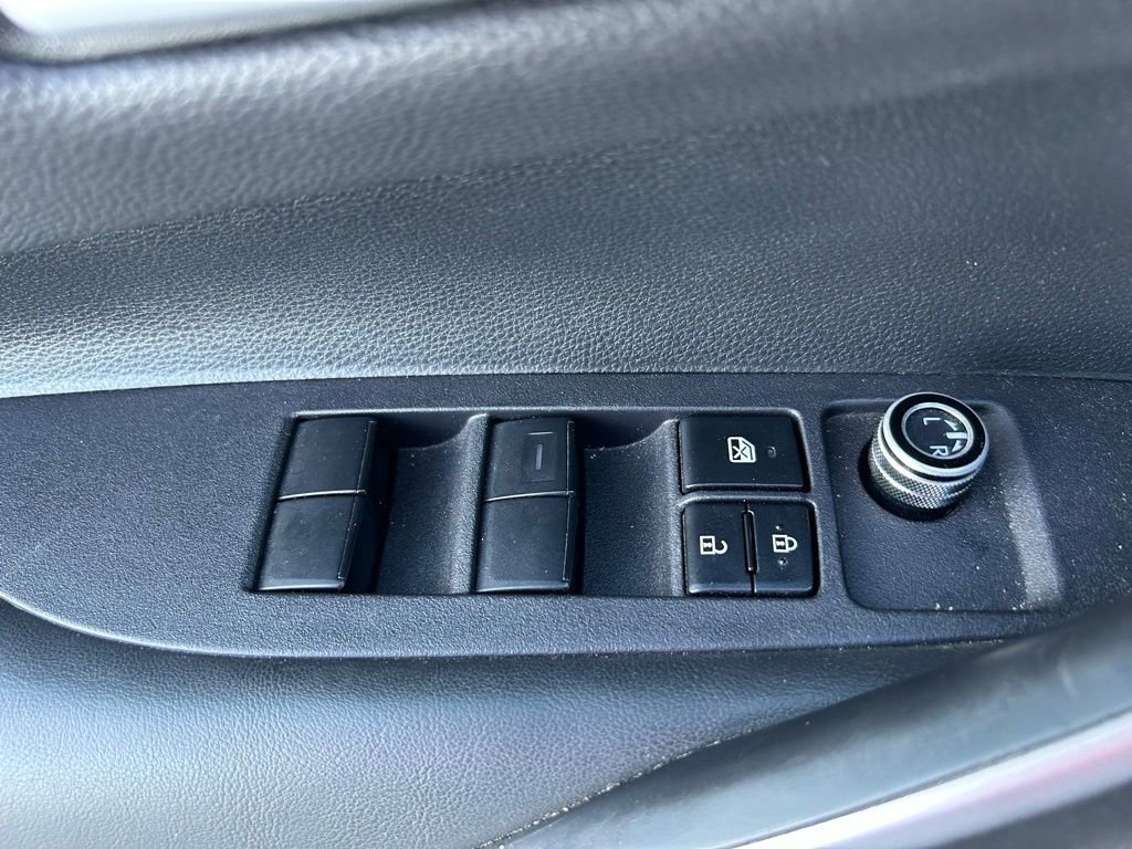 Used 2024 Toyota Corolla SE FWD image 16