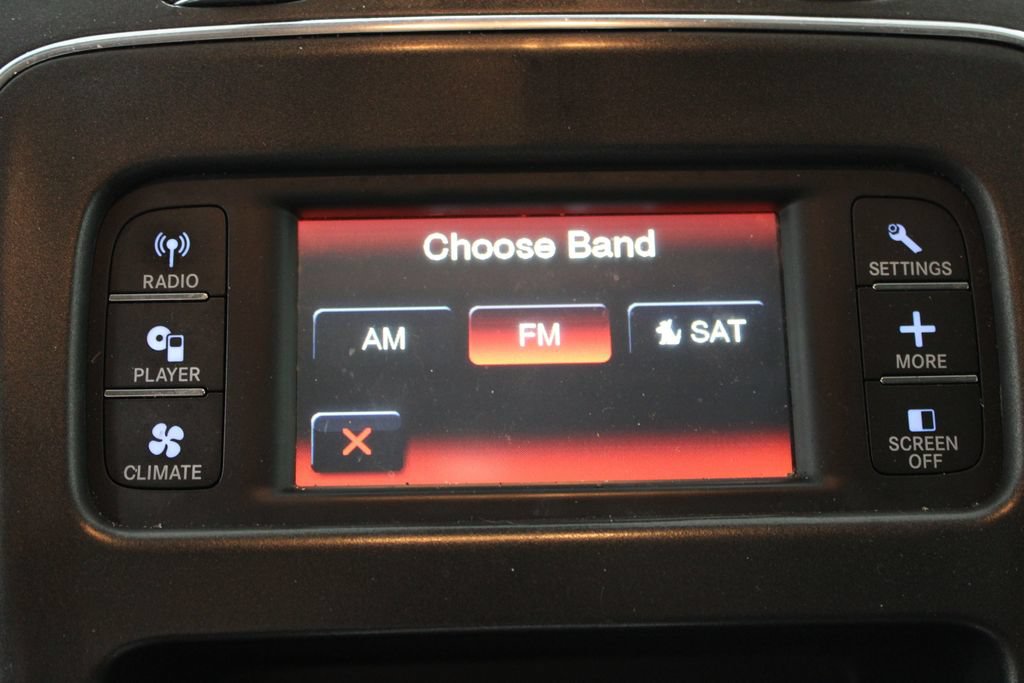 Used 2019 Dodge Journey SE w/ Connectivity Group FWD image 47
