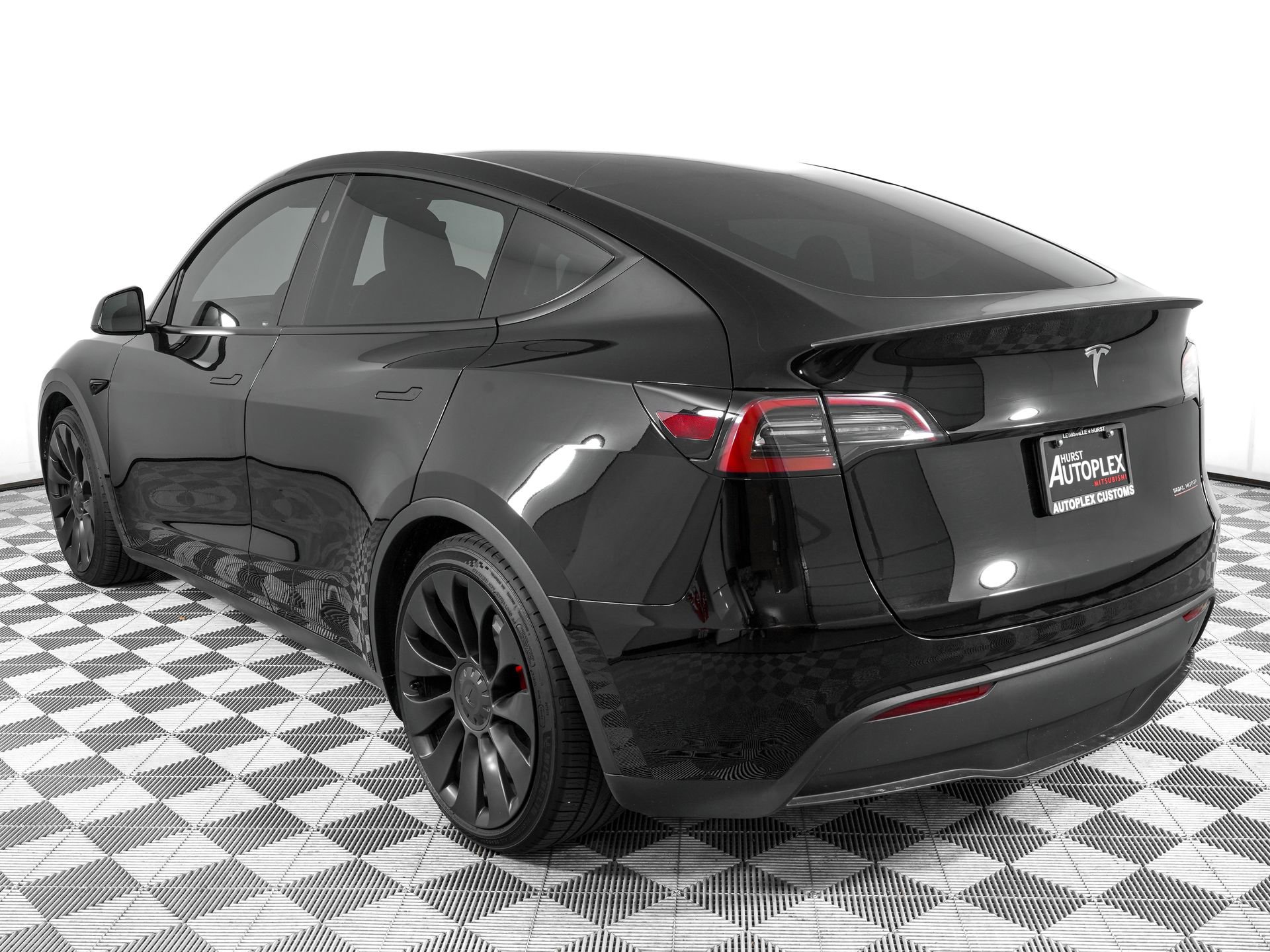 Used 2024 Tesla Model Y Performance AWD/4WD image 6