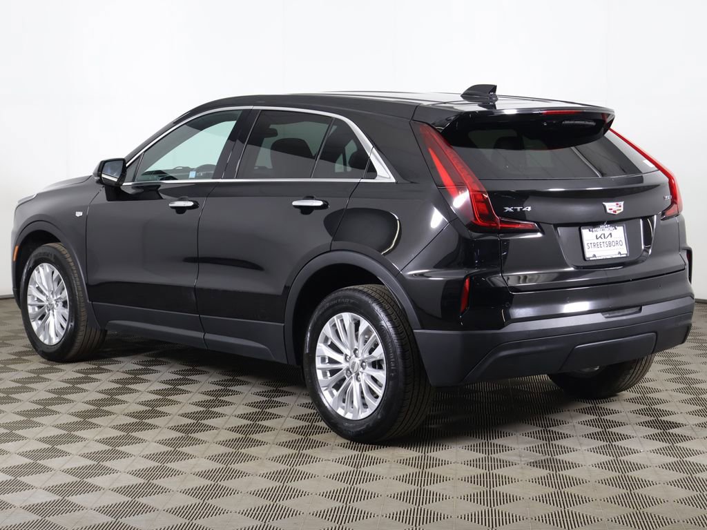 Used 2024 Cadillac XT4 Luxury image 11