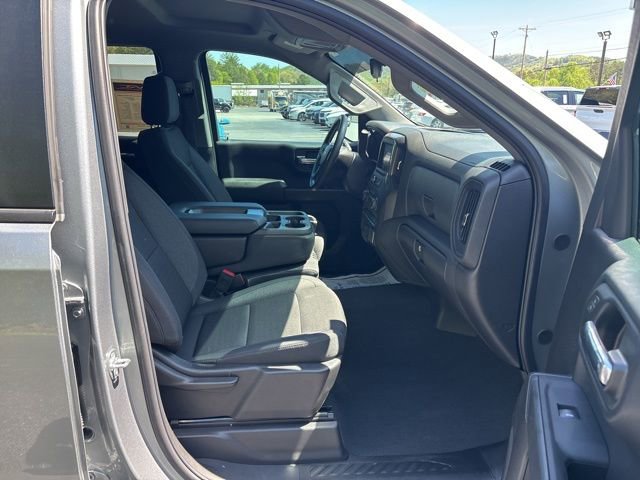 Used 2025 Chevrolet Silverado 1500 Custom Trail Boss AWD/4WD image 25