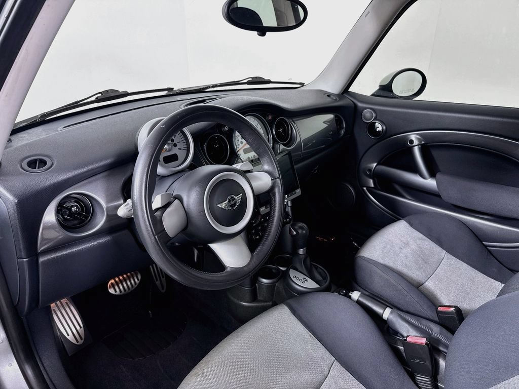 Used 2006 MINI Cooper S FWD image 4