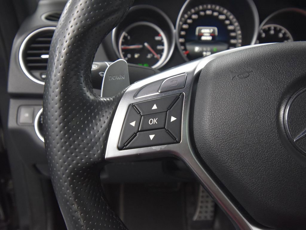Used 2014 Mercedes-Benz C 63 AMG Sedan image 26