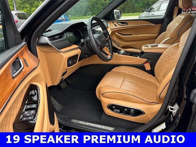 Used 2021 Jeep Grand Cherokee L Summit image 11