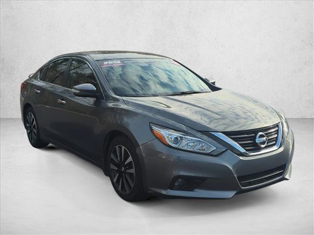 Used 2018 Nissan Altima 2.5 SV w/ 2.5 SV Technology Package image 3