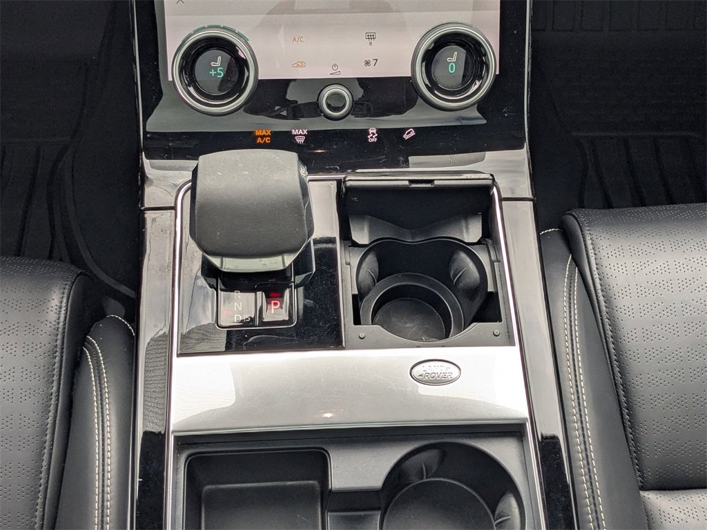 Used 2021 Land Rover Range Rover Velar R-Dynamic HSE image 21
