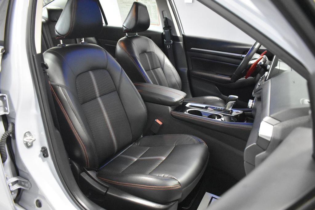 Certified 2024 Nissan Altima 2.5 SR FWD image 14