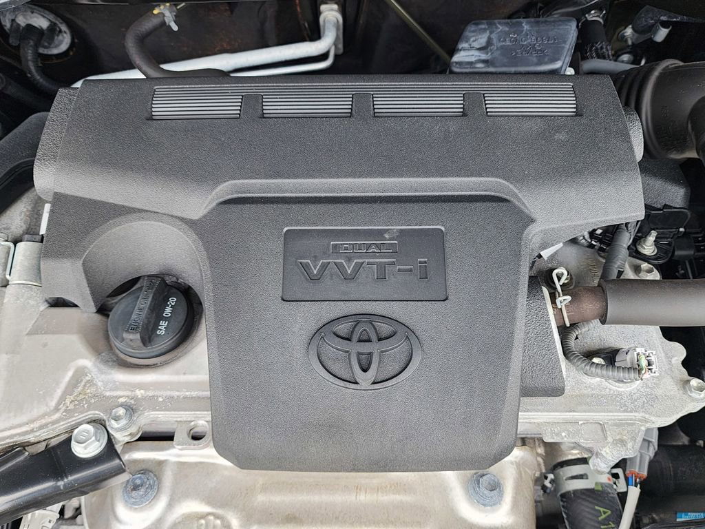 Used 2016 Toyota Camry LE FWD image 25