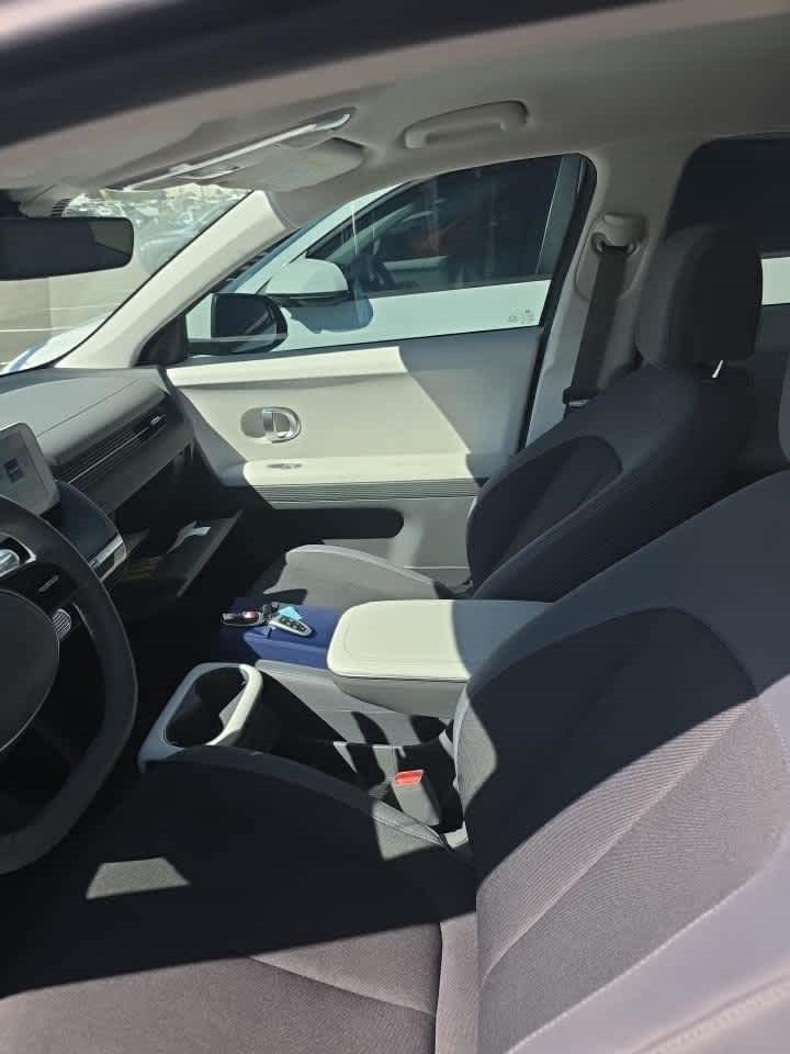 Used 2024 Hyundai Ioniq 5 SEL AWD/4WD image 8
