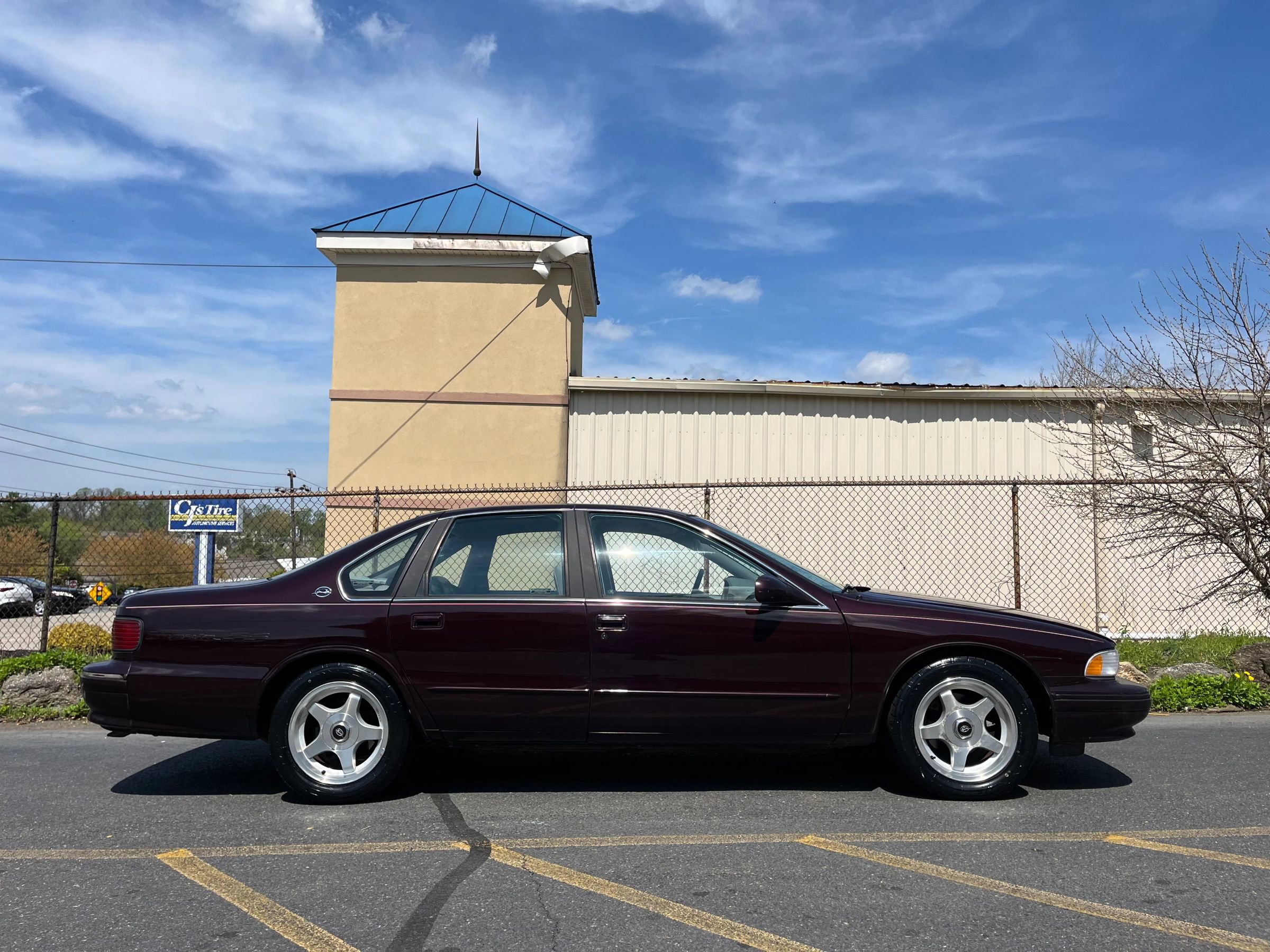 Used 1996 Chevrolet Impala SS image 33