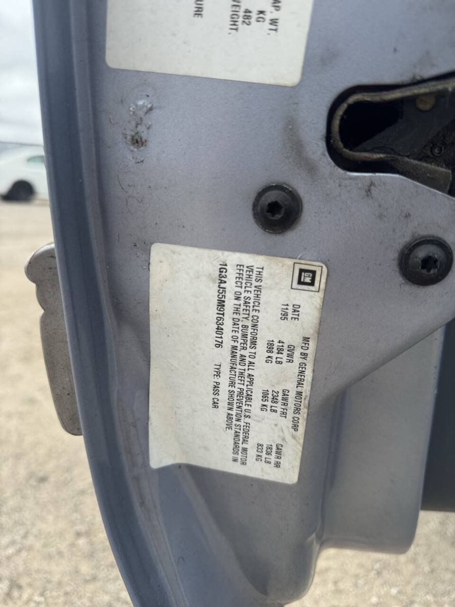 Used 1996 Oldsmobile Cutlass Ciera SL FWD image 40