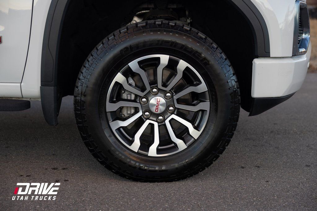 Used 2022 GMC Sierra 1500 AT4 w/ AT4 Premium Package image 9