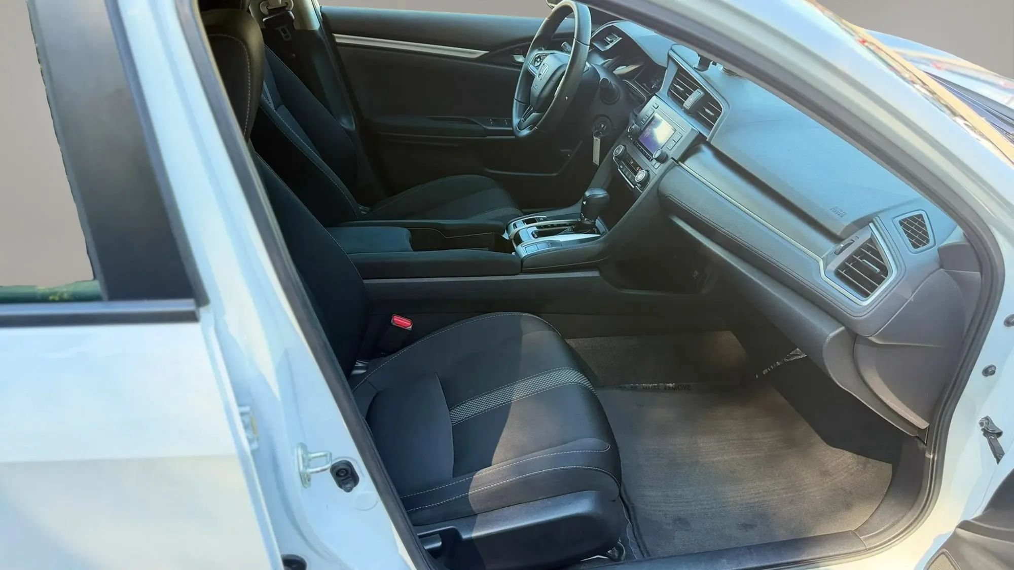 Used 2020 Honda Civic LX image 17