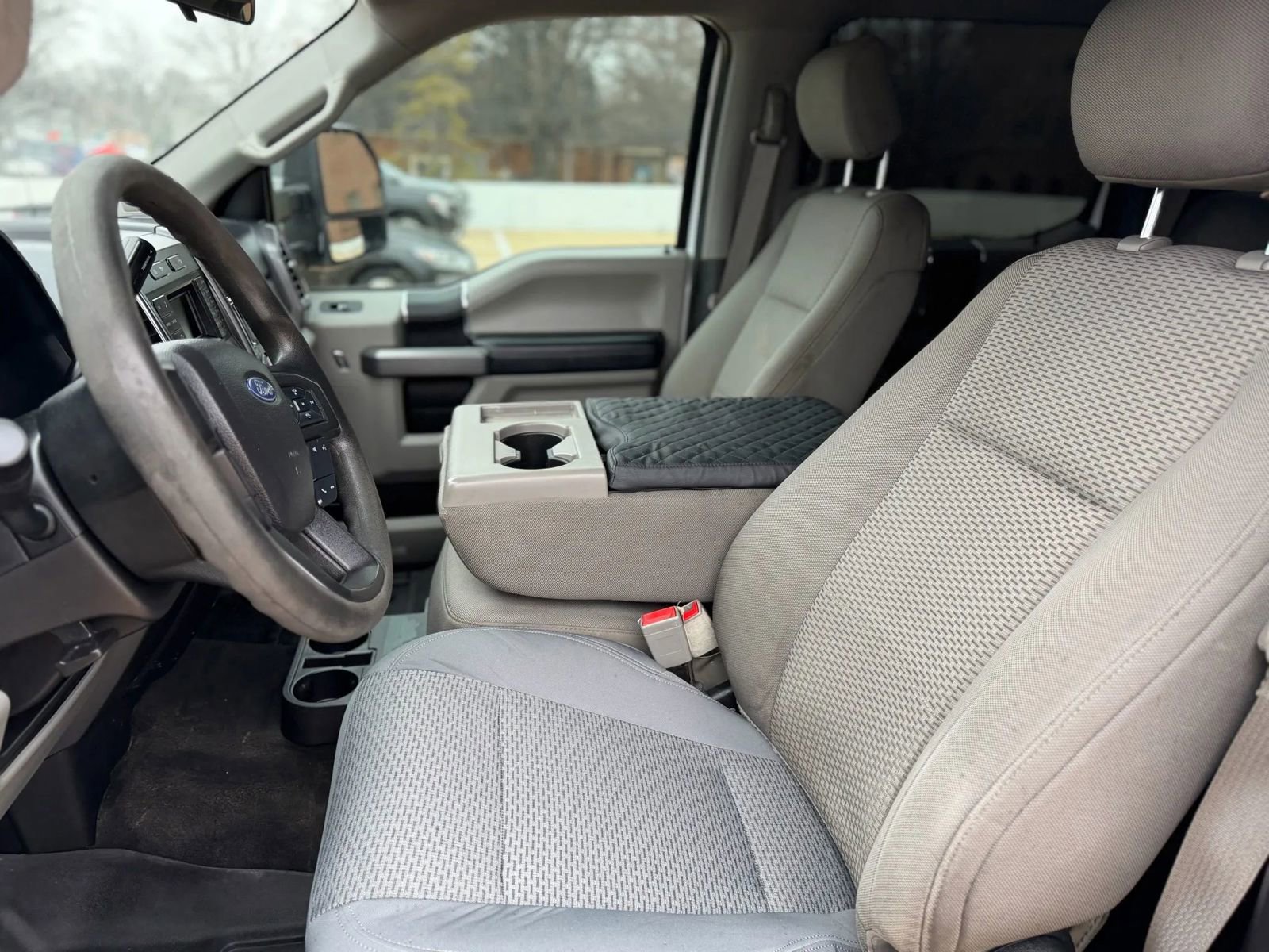 Used 2018 Ford F250 XLT w/ FX4 Off-Road Package image 4