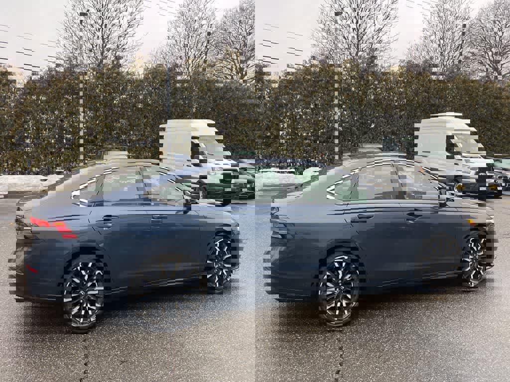 Used 2023 Honda Accord Touring image 13