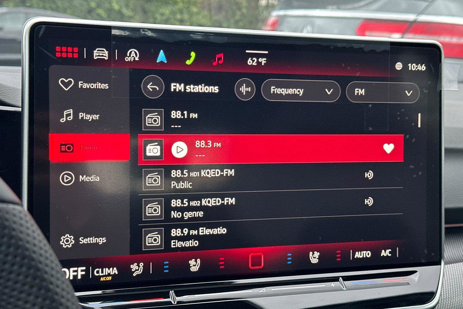 New 2026 Volkswagen GTI SE FWD image 17