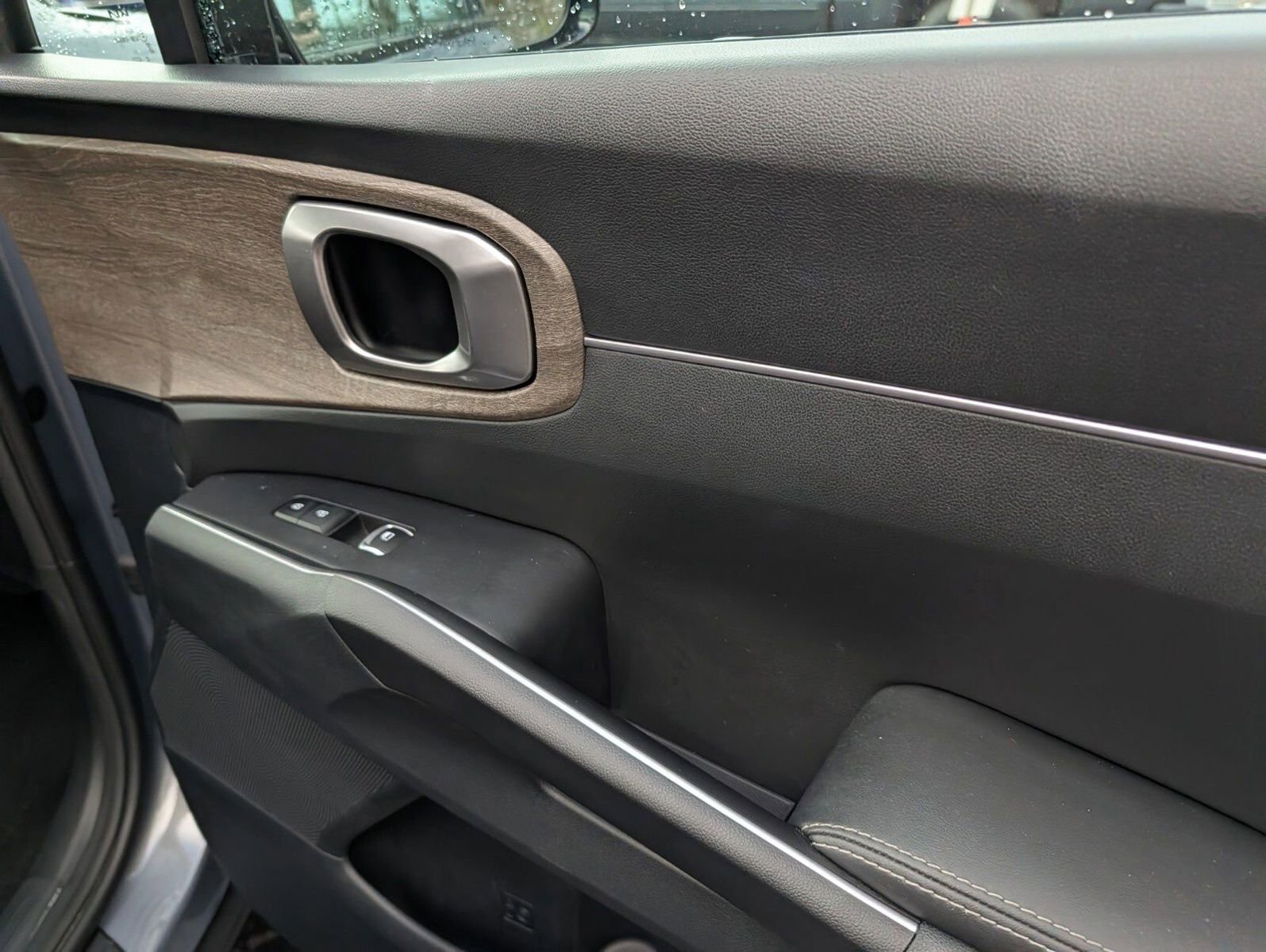 Used 2023 Kia Sorento X-Line EX image 29