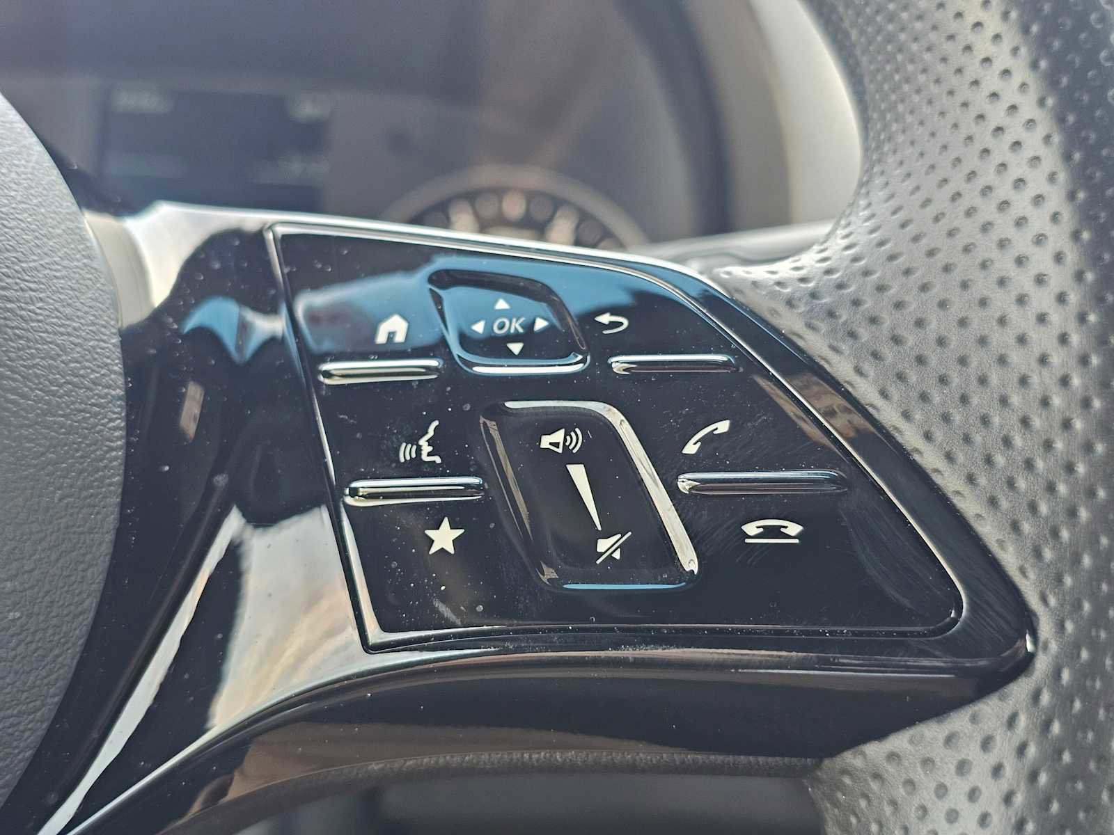 Used 2025 Mercedes-Benz Sprinter 2500 image 28