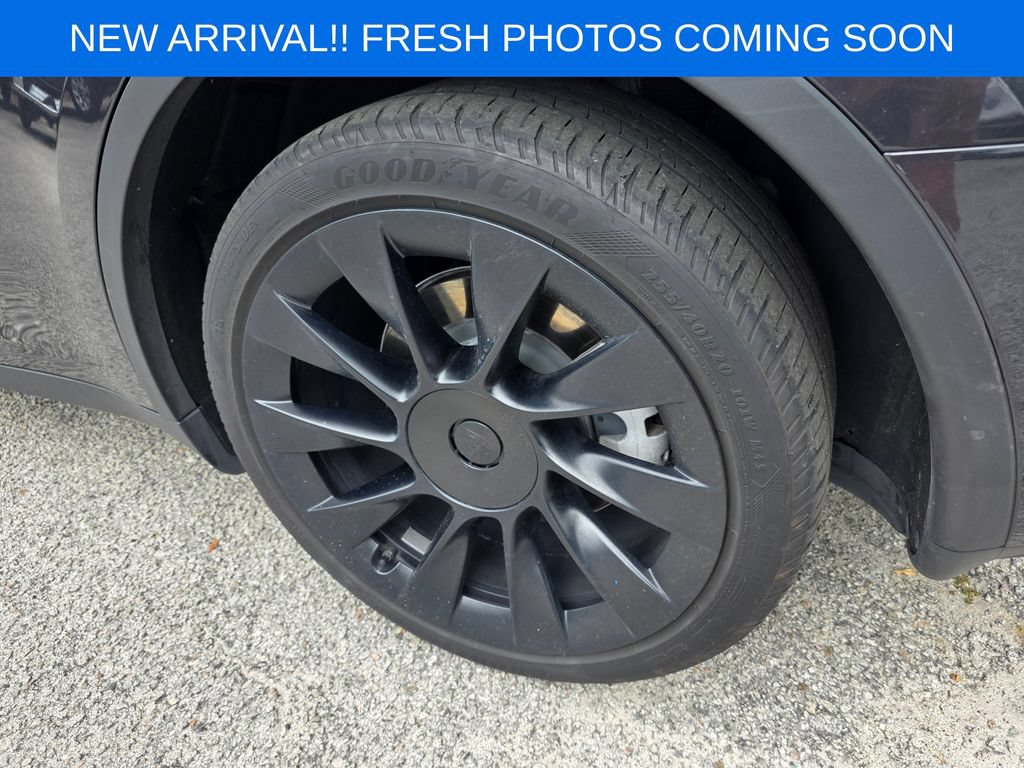 Used 2024 Tesla Model Y Long Range RWD image 7