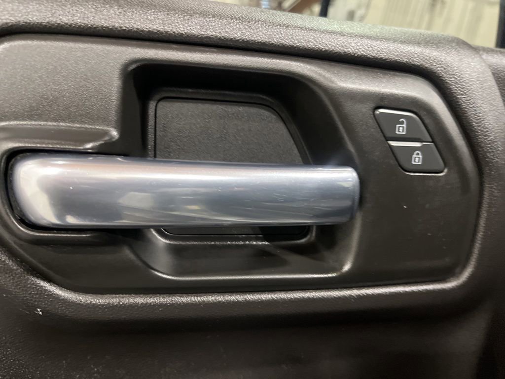 Certified 2023 Chevrolet Silverado 1500 Custom image 11