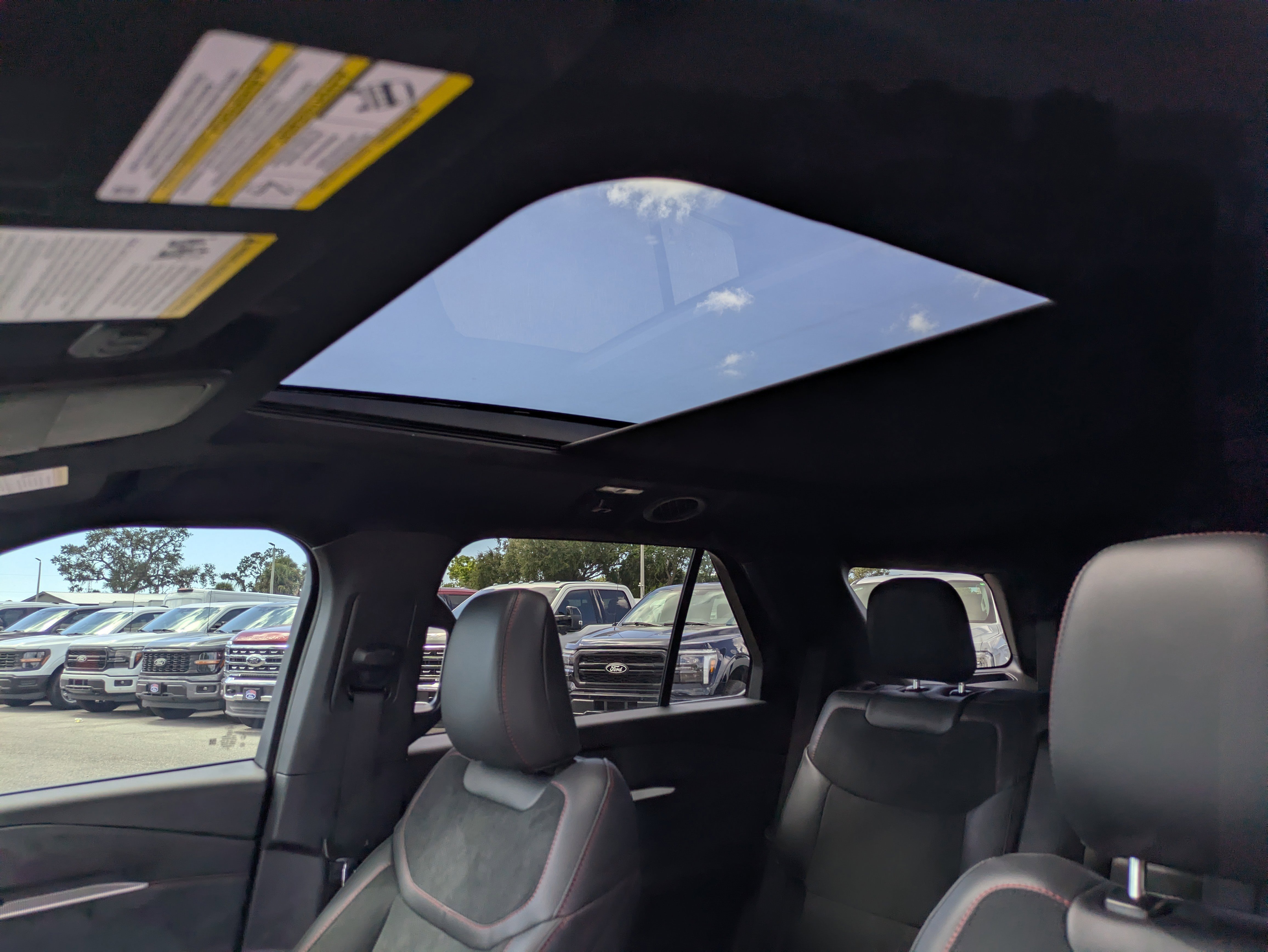 New 2026 Ford Explorer ST image 25