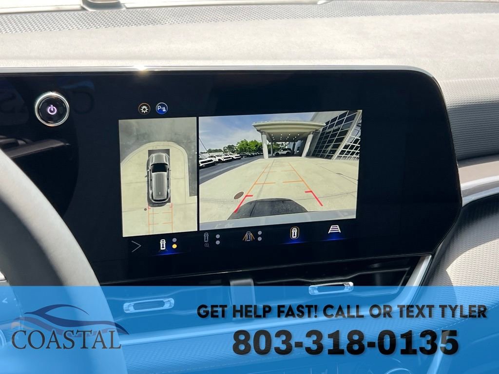 Used 2025 Chevrolet Equinox LT w/ Convenience Package II image 44