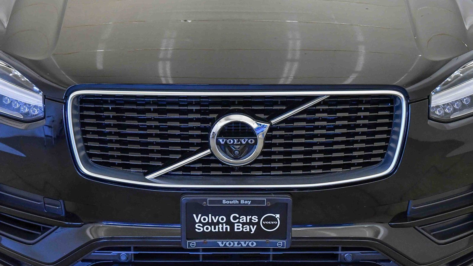 Used 2019 Volvo XC90 T8 R-Design w/ Advanced Package image 8