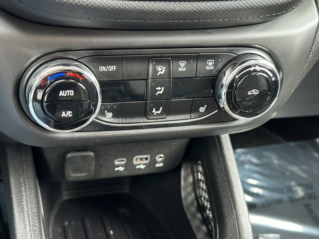 Used 2023 Chevrolet TrailBlazer LT w/ Convenience Package FWD image 19