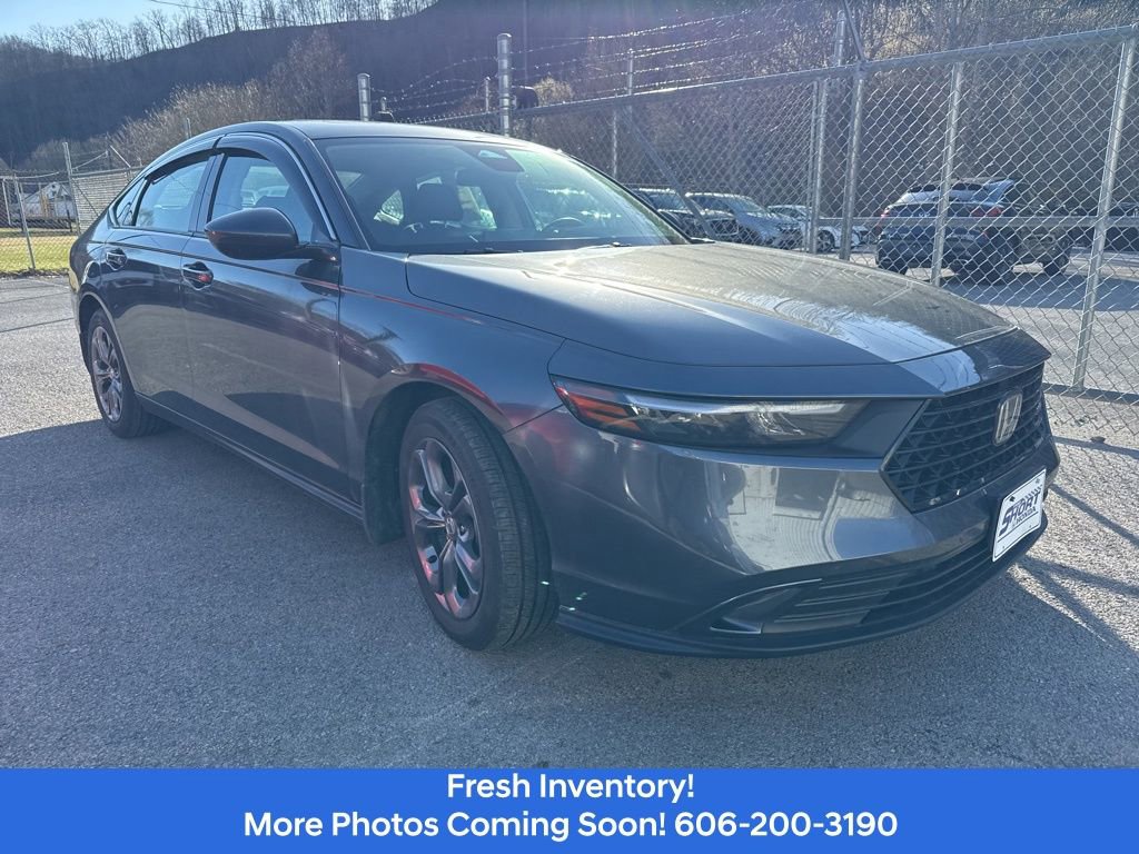 Used 2024 Honda Accord EX image 3