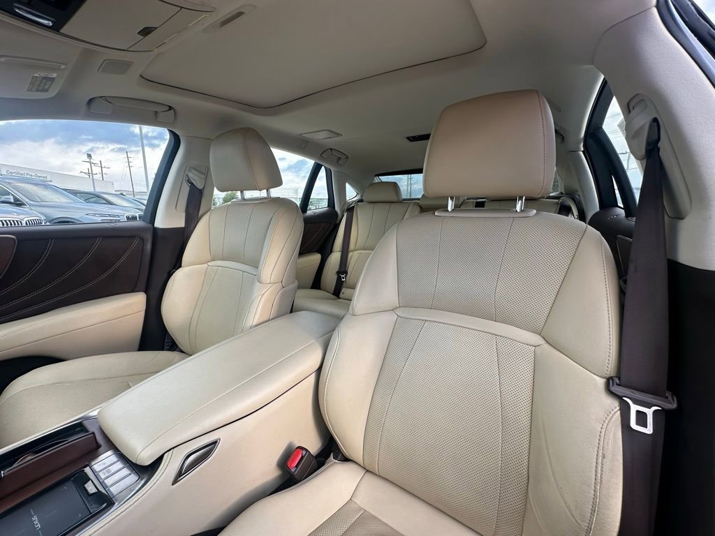Used 2020 Lexus LS 500 image 11
