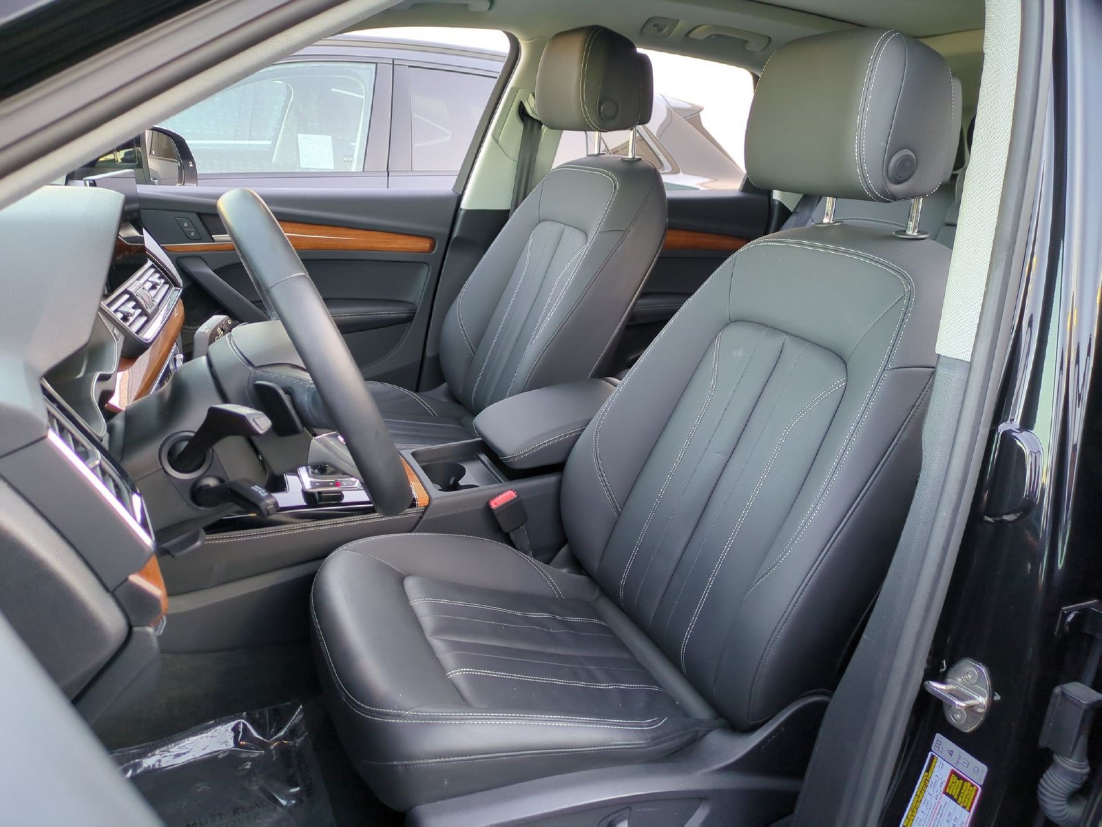 Used 2023 Audi Q5 2.0T Premium Plus w/ Premium Plus Package AWD/4WD image 29