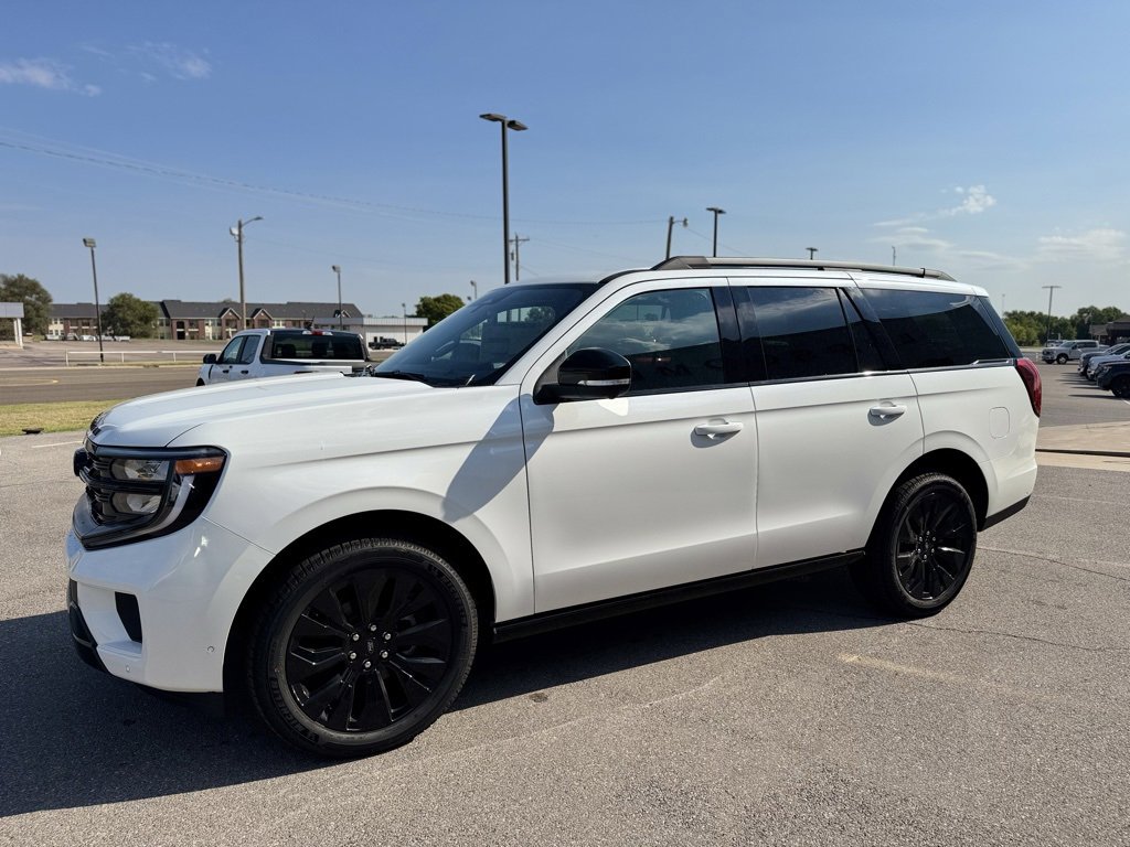 New 2025 Ford Expedition Platinum image 14