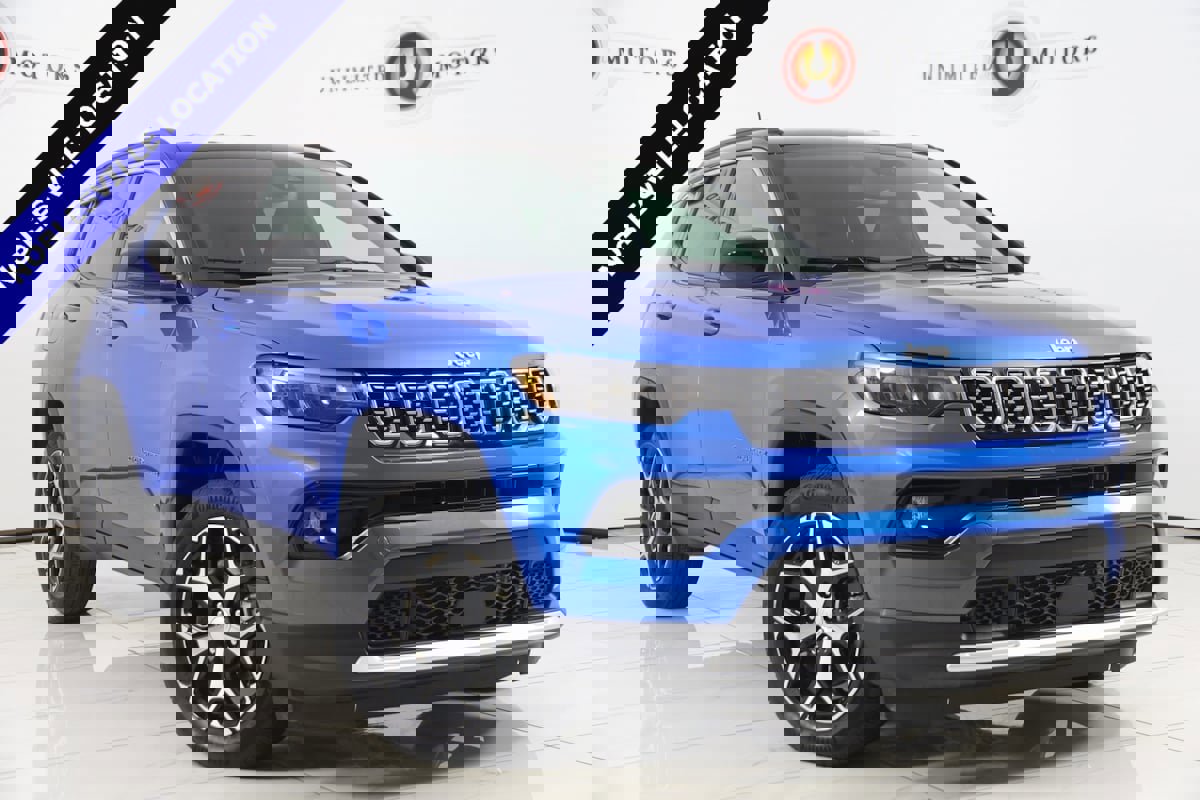 Used 2024 Jeep Compass Limited image 1