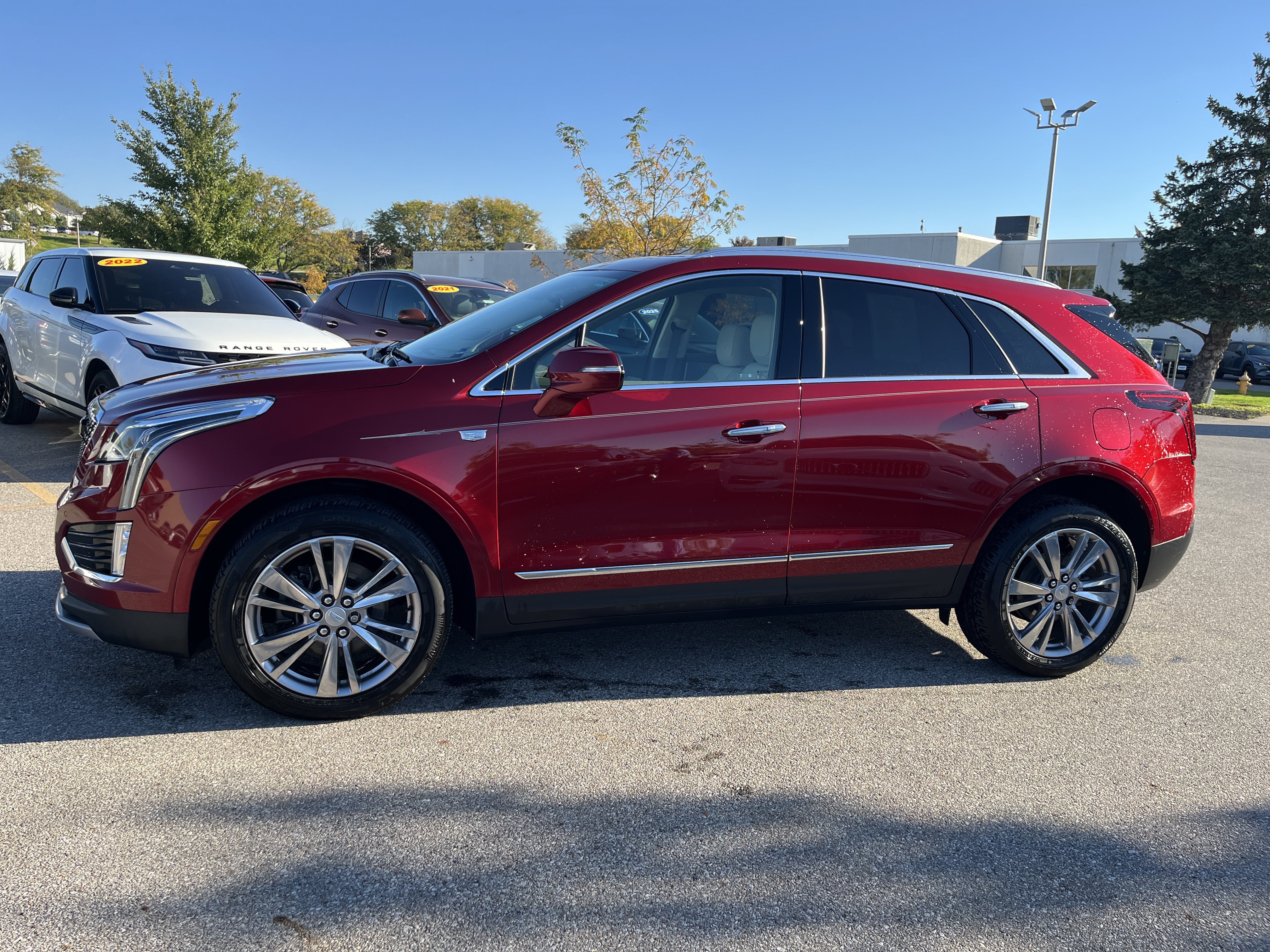 Used 2024 Cadillac XT5 Premium Luxury w/ LPO, Floor Liner Package AWD/4WD image 7