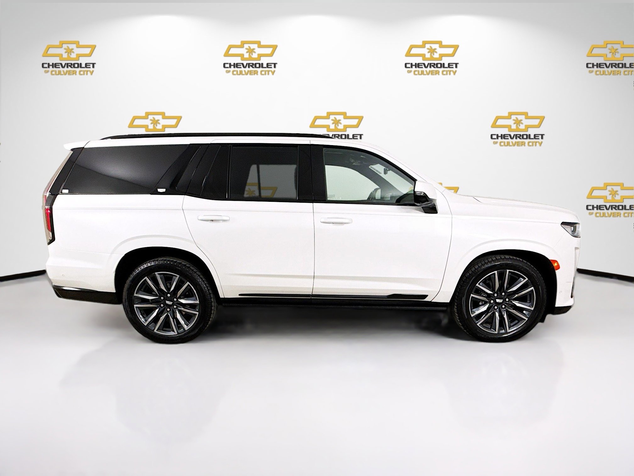 Used 2023 Cadillac Escalade Sport w/ Touring Package image 8